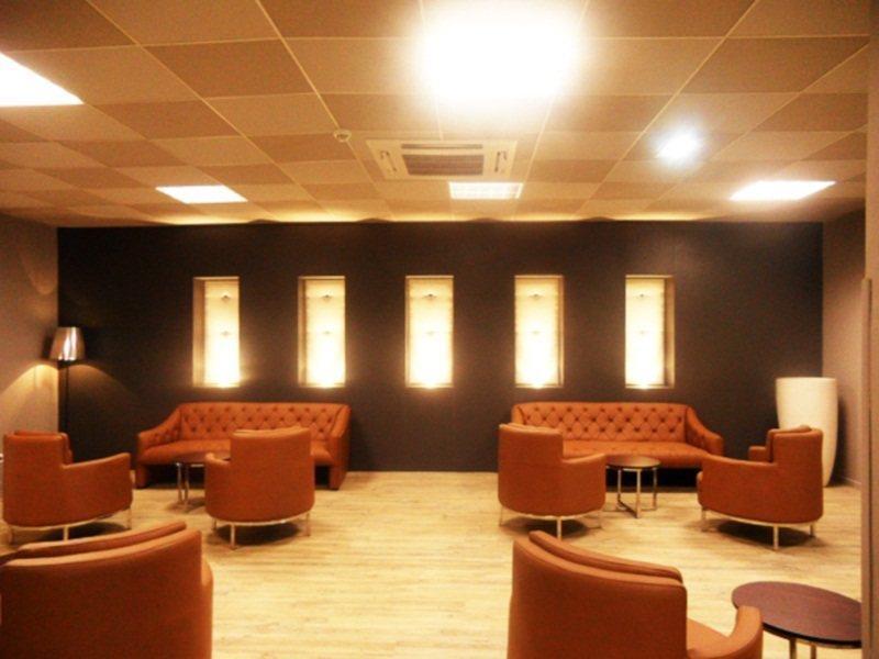 Yes Hotel Αβινιόν Εξωτερικό φωτογραφία