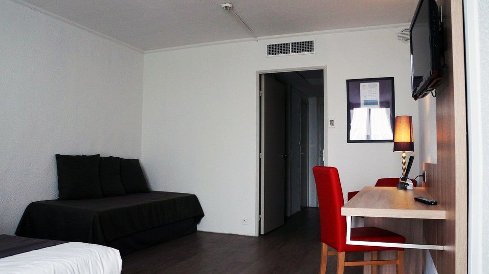 Yes Hotel Αβινιόν Εξωτερικό φωτογραφία