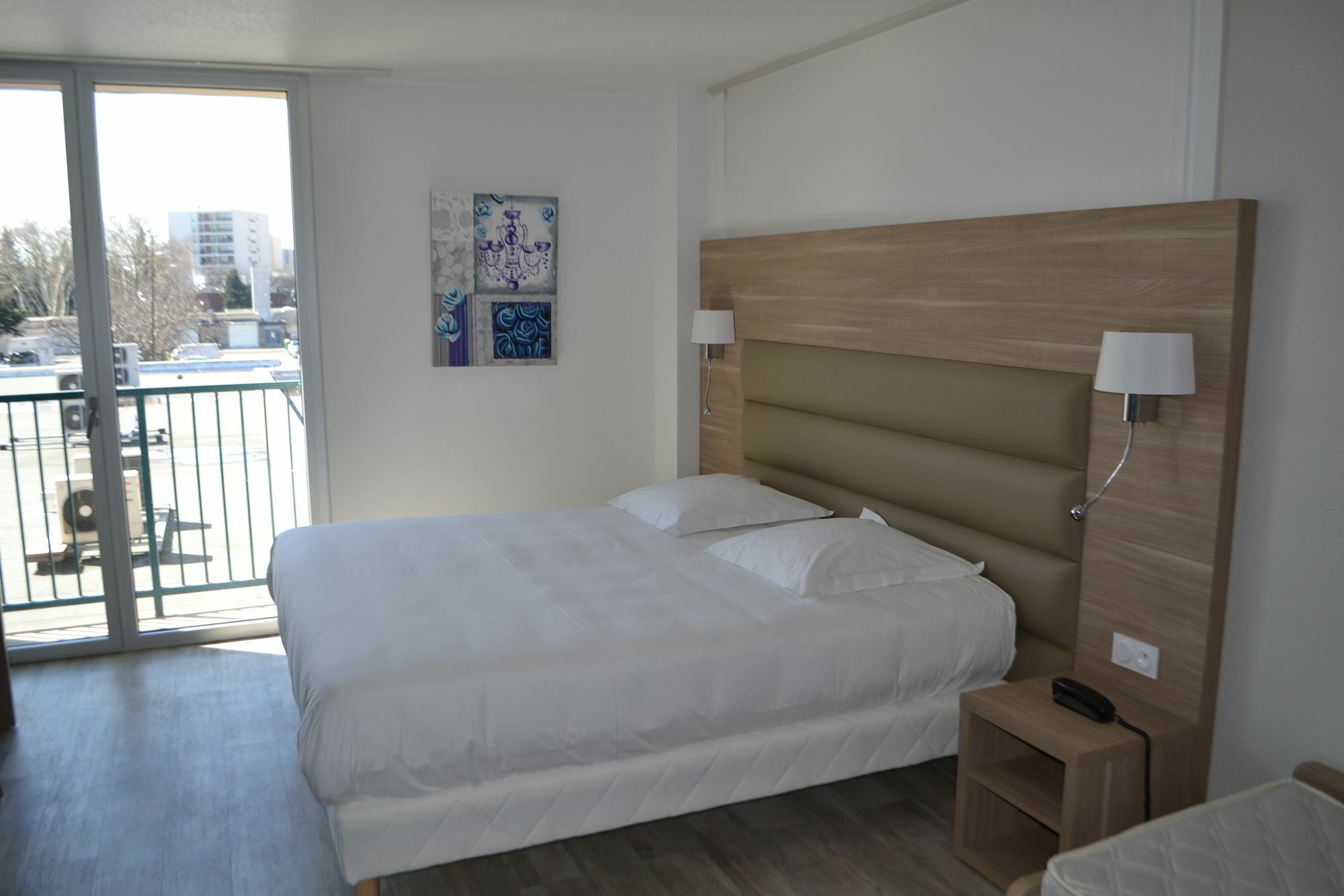 Yes Hotel Αβινιόν Εξωτερικό φωτογραφία